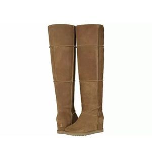 NWT UGG Femme over knee